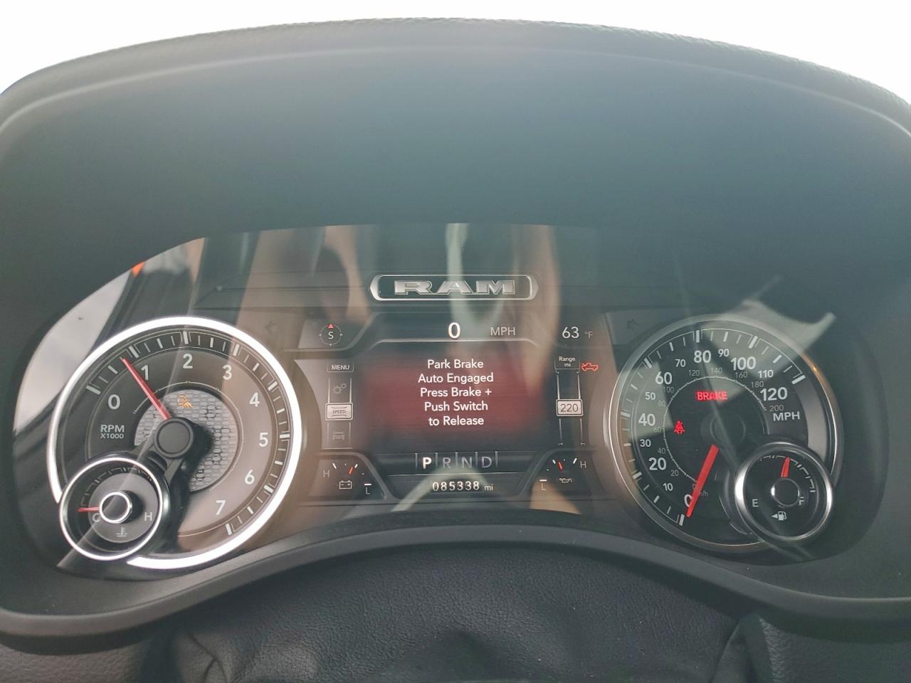2019 RAM 1500 BIG HORN/LONE STAR photo 9