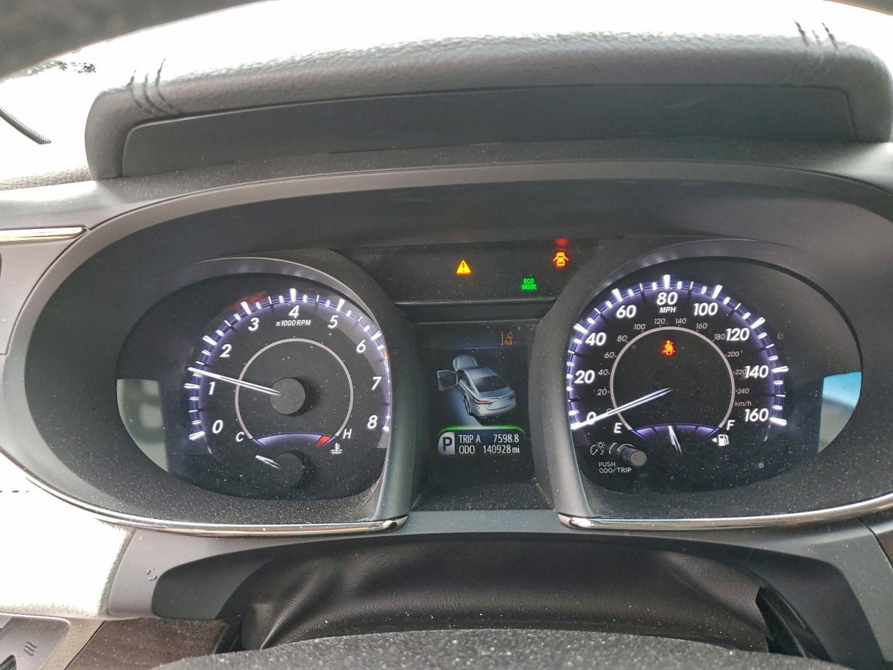 2016 TOYOTA AVALON XLE photo 9