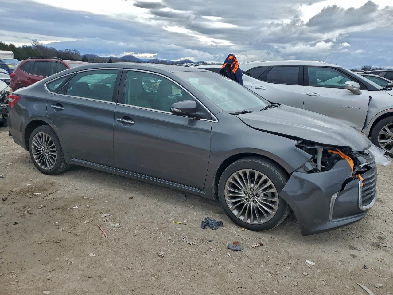 2016 TOYOTA AVALON XLE photo 4
