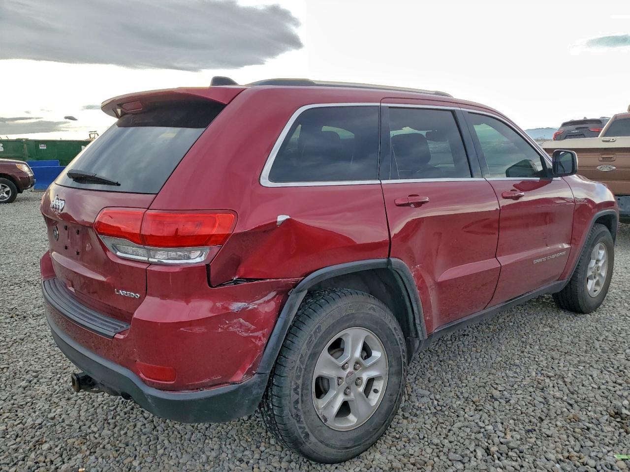 2014 JEEP GRAND CHEROKEE LAREDO photo 3