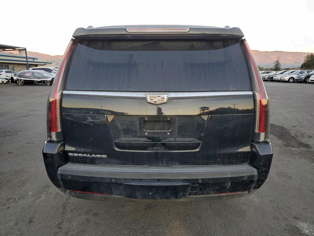 2016 CADILLAC ESCALADE ESV PLATINUM photo 6