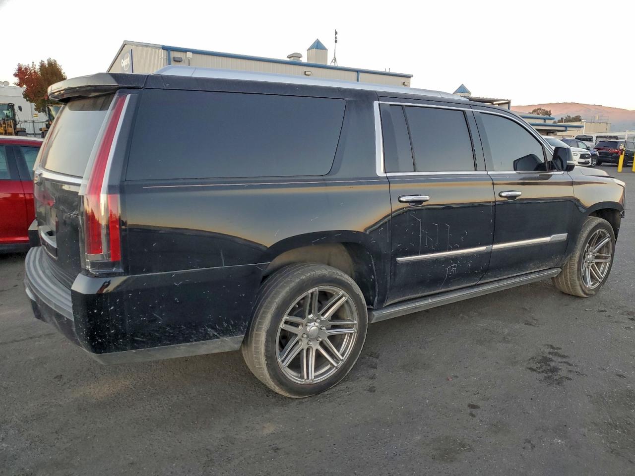 2016 CADILLAC ESCALADE ESV PLATINUM photo 3
