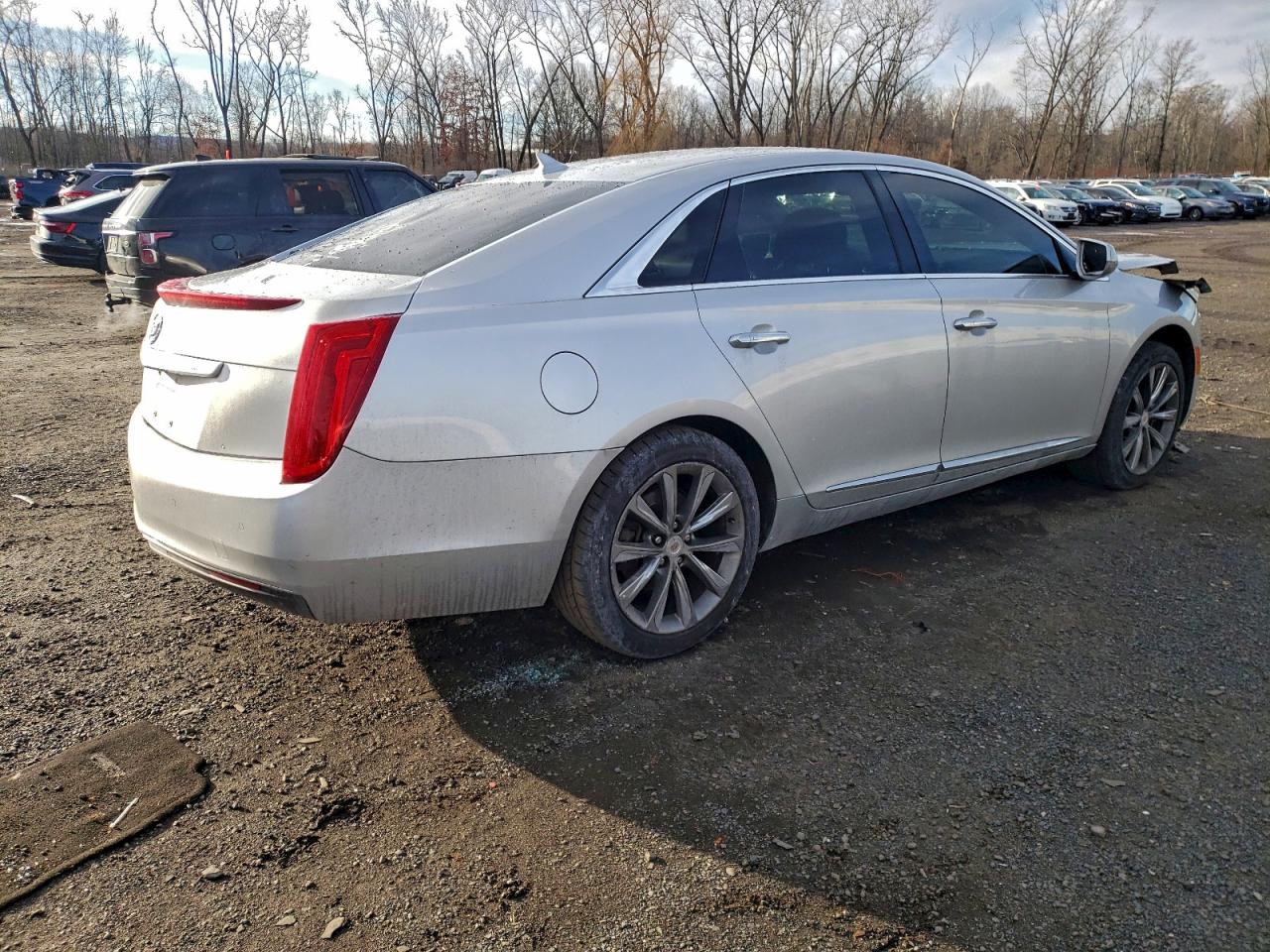 2013 CADILLAC XTS photo 3