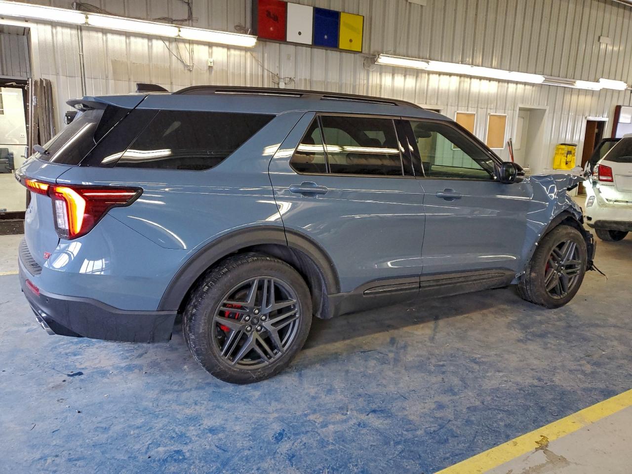 2025 FORD EXPLORER ST photo 3