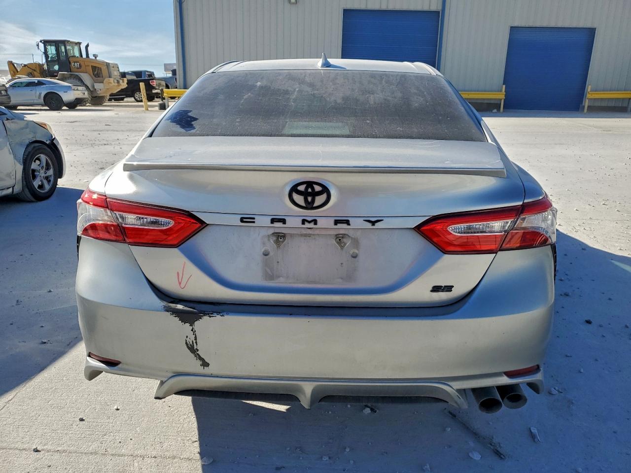 2019 TOYOTA CAMRY L photo 6