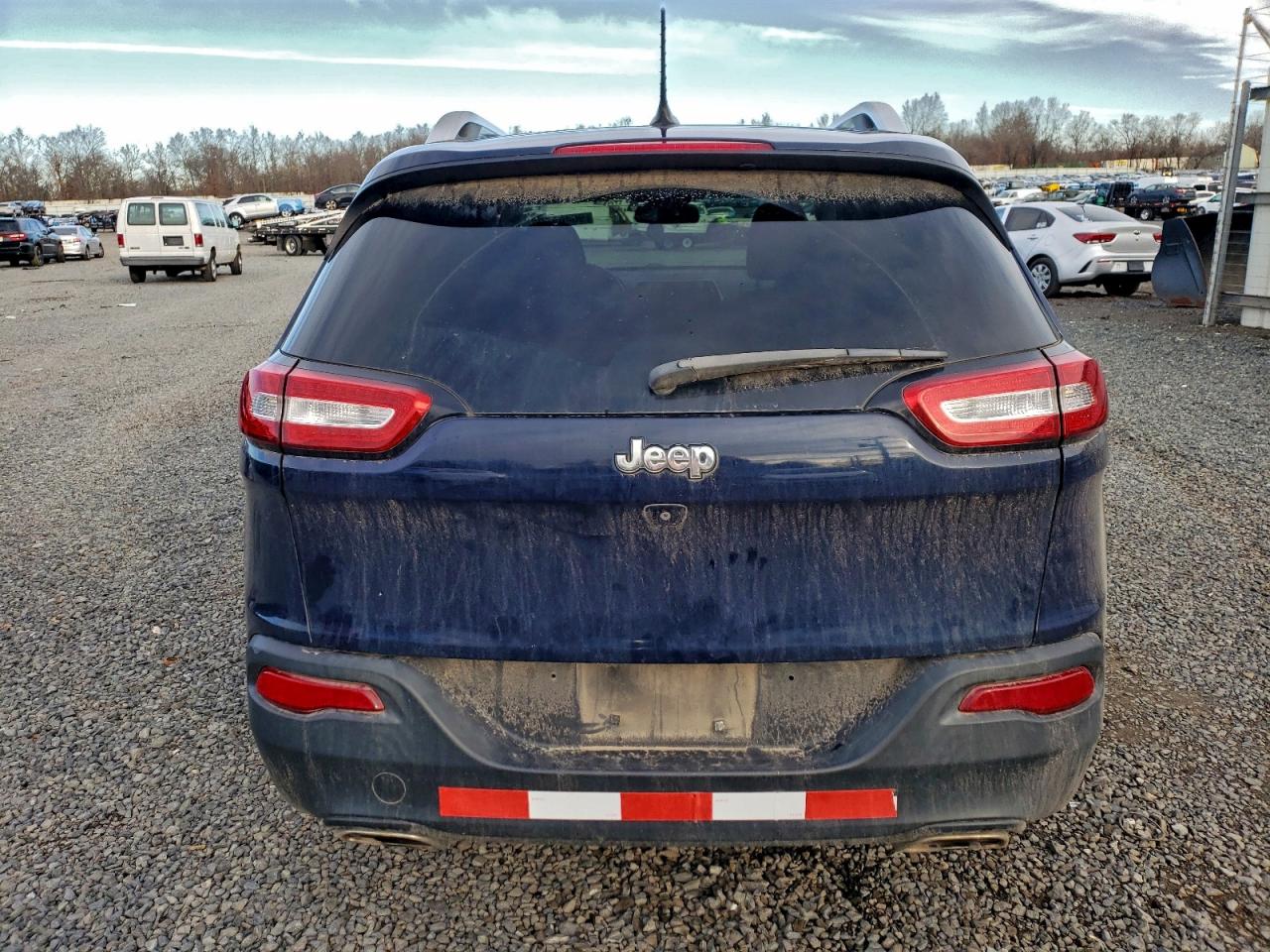 2015 JEEP CHEROKEE LATITUDE photo 6