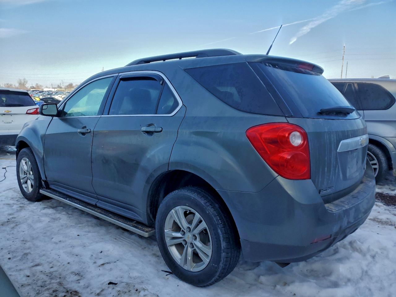 2013 CHEVROLET EQUINOX LT photo 2