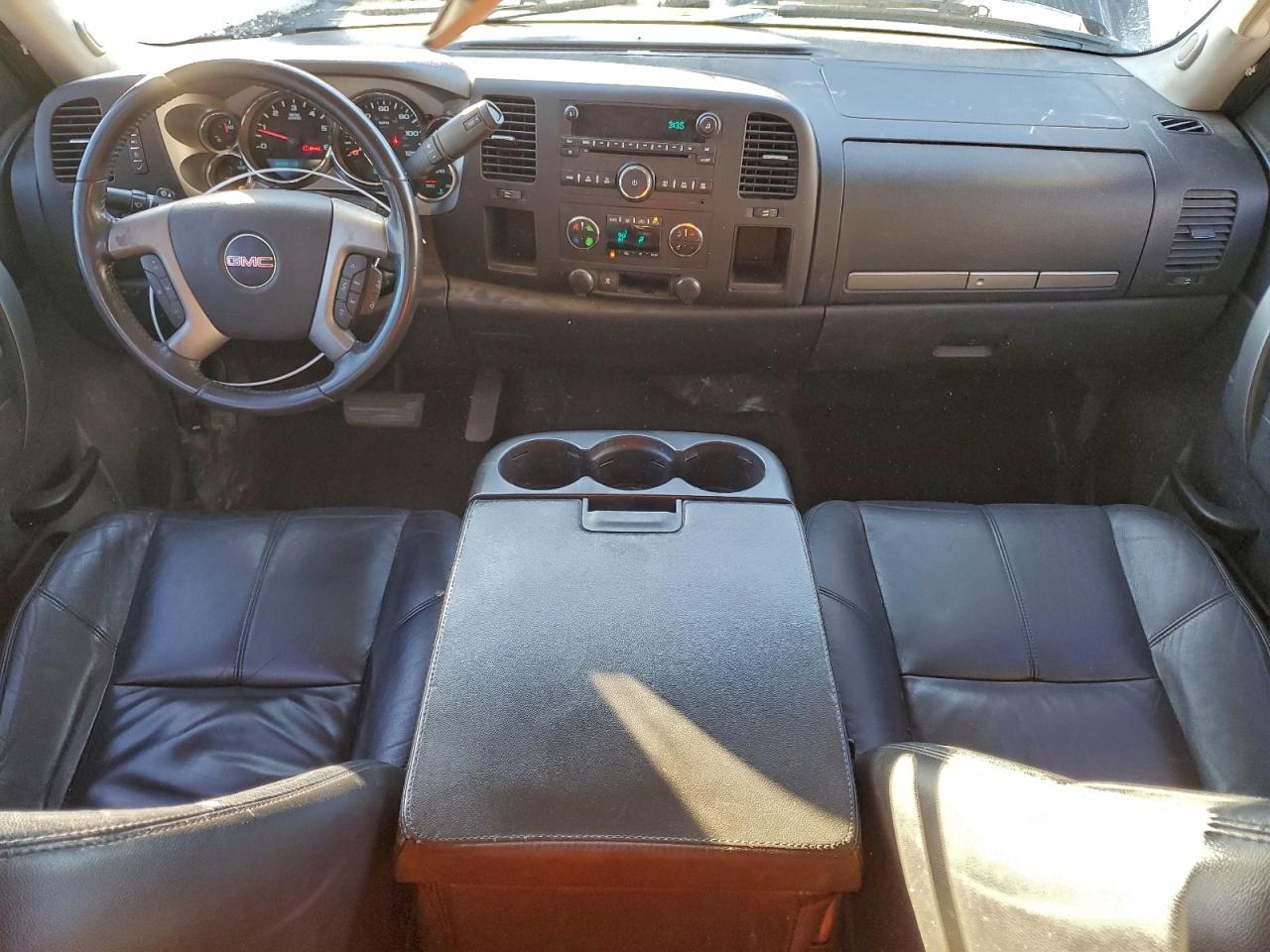 2011 GMC SIERRA C1500 SLE photo 8