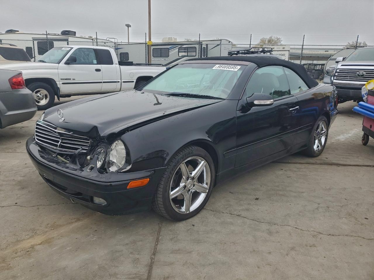 2002 MERCEDES-BENZ CLK