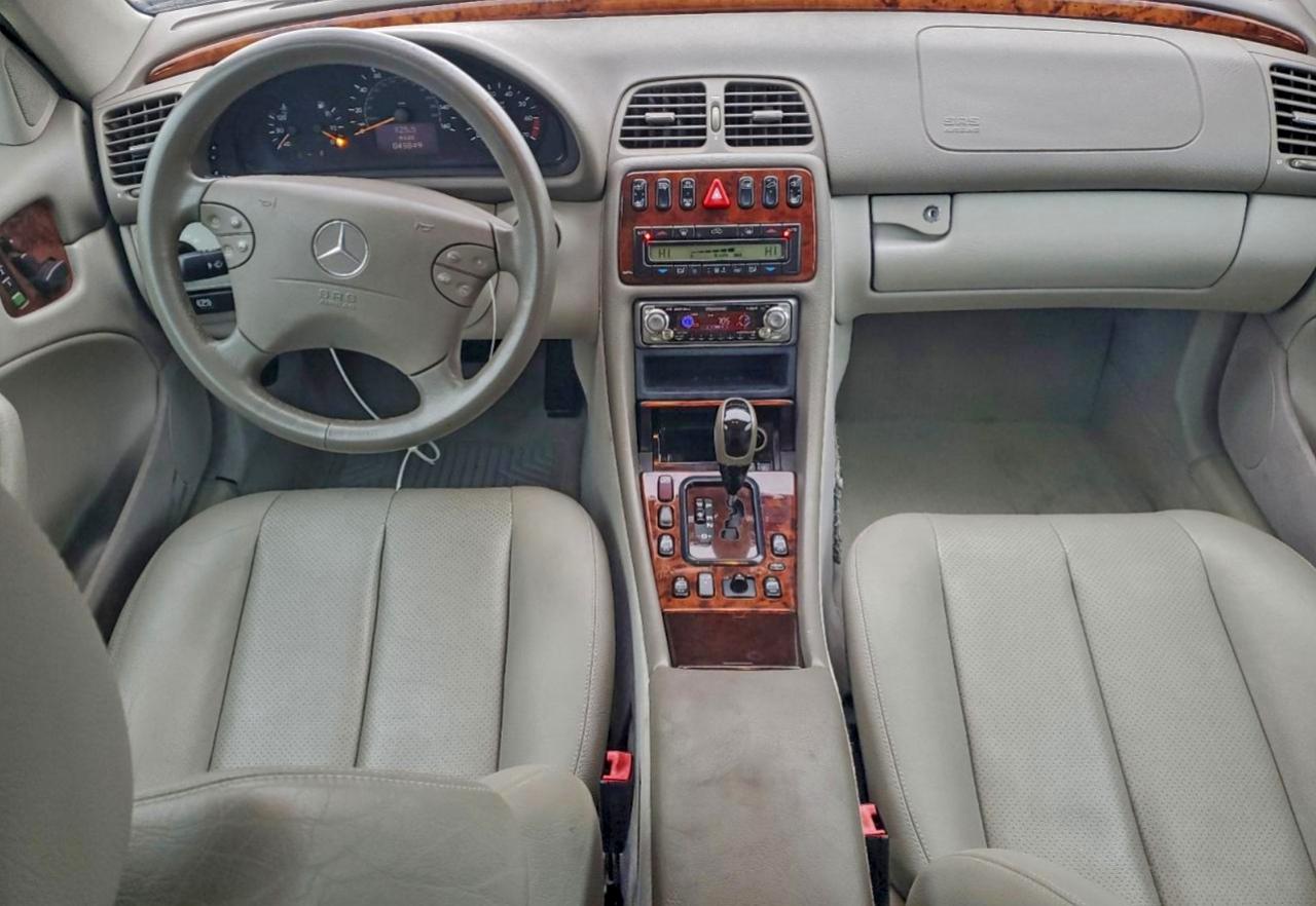2002 MERCEDES-BENZ CLK 320 photo 8