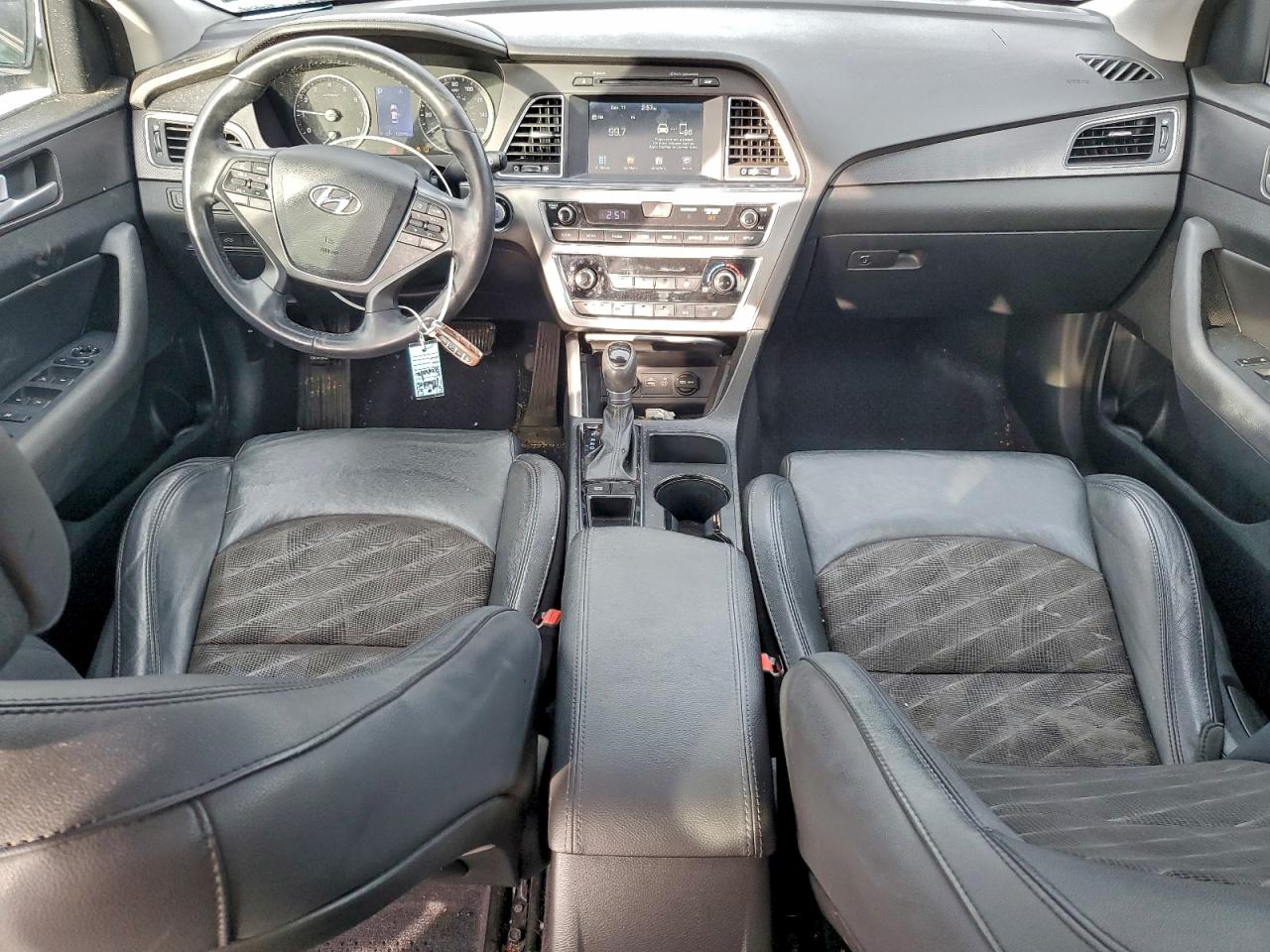 2017 HYUNDAI SONATA SPORT photo 8