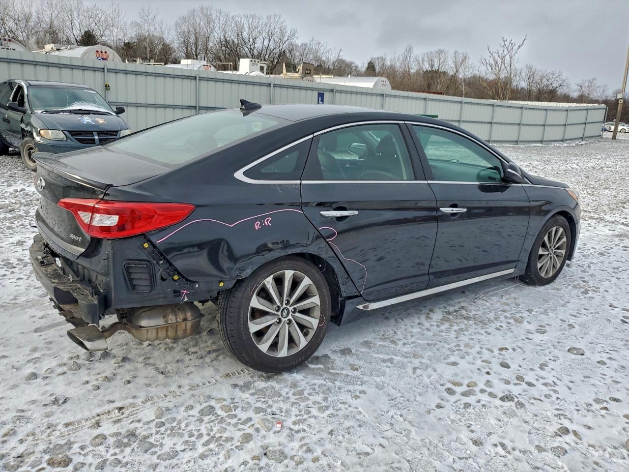 2017 HYUNDAI SONATA SPORT photo 3