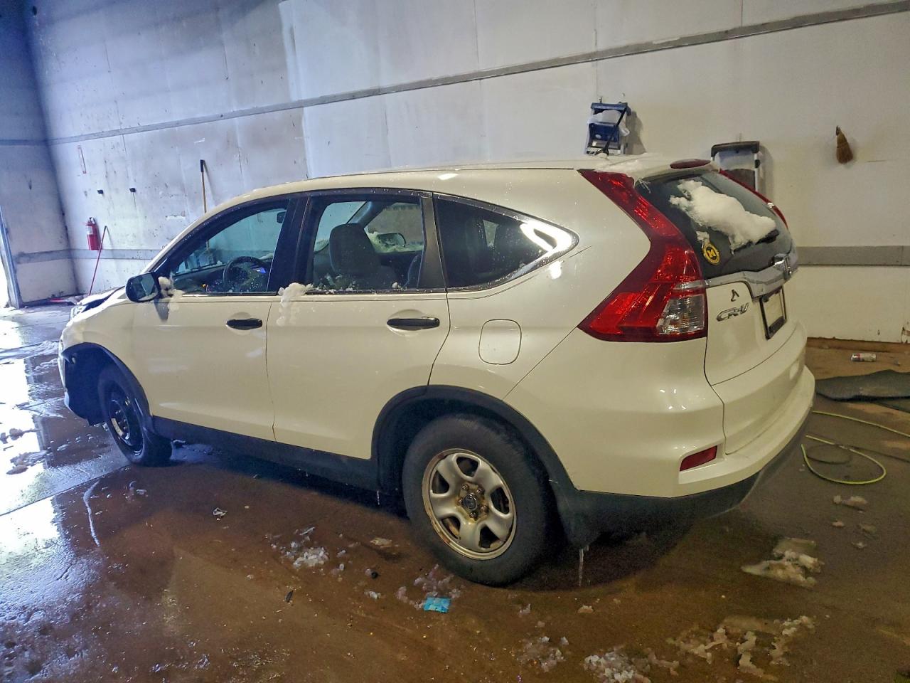 2016 HONDA CR-V LX photo 2