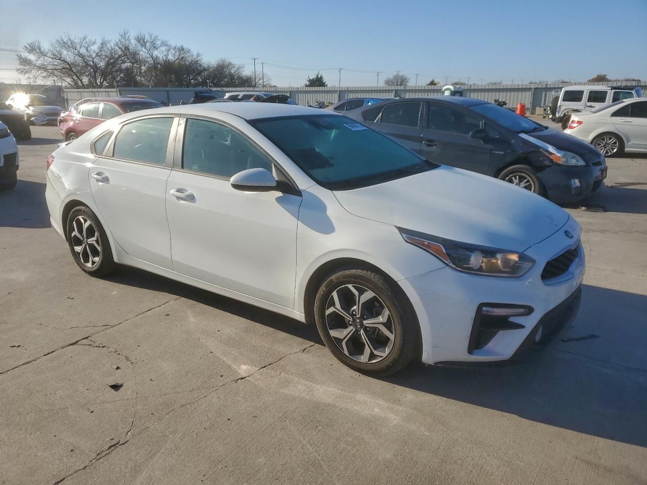 2021 KIA FORTE FE photo 4