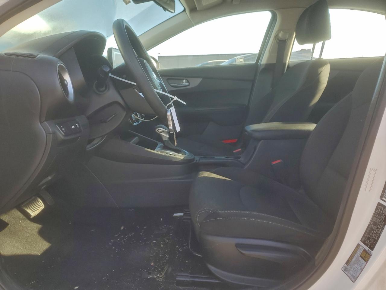 2021 KIA FORTE FE photo 7