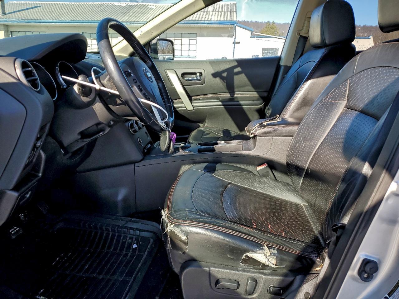 2010 NISSAN ROGUE S photo 7