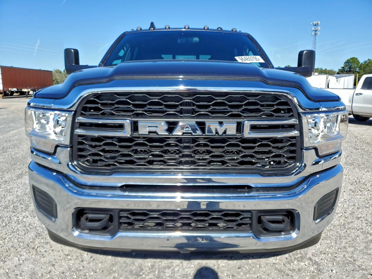 2021 RAM 3500 TRADESMAN photo 5