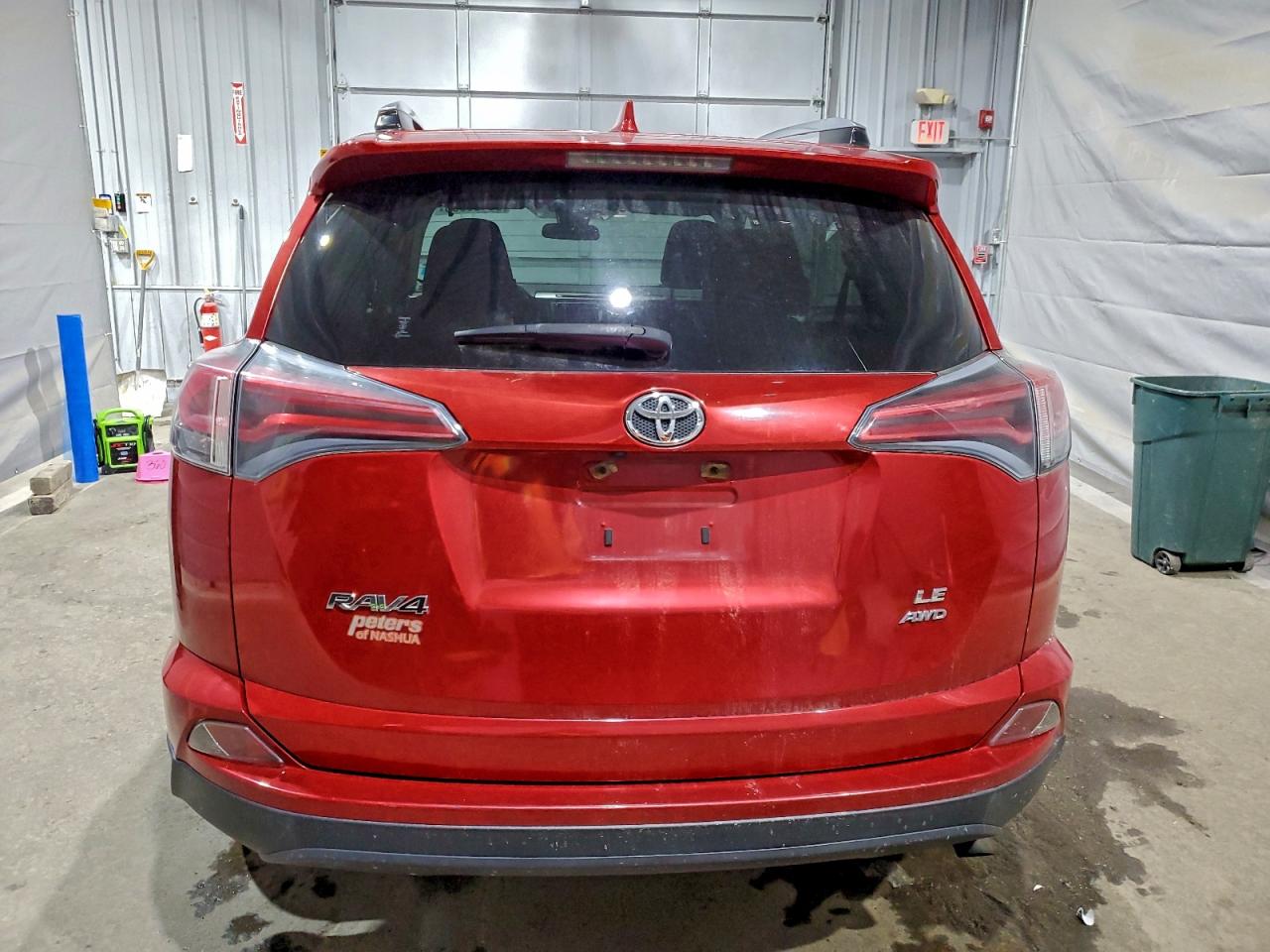 2017 TOYOTA RAV4 LE photo 6