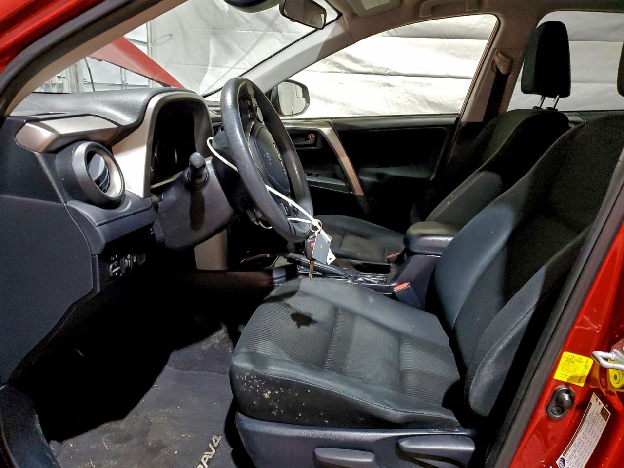 2017 TOYOTA RAV4 LE photo 7