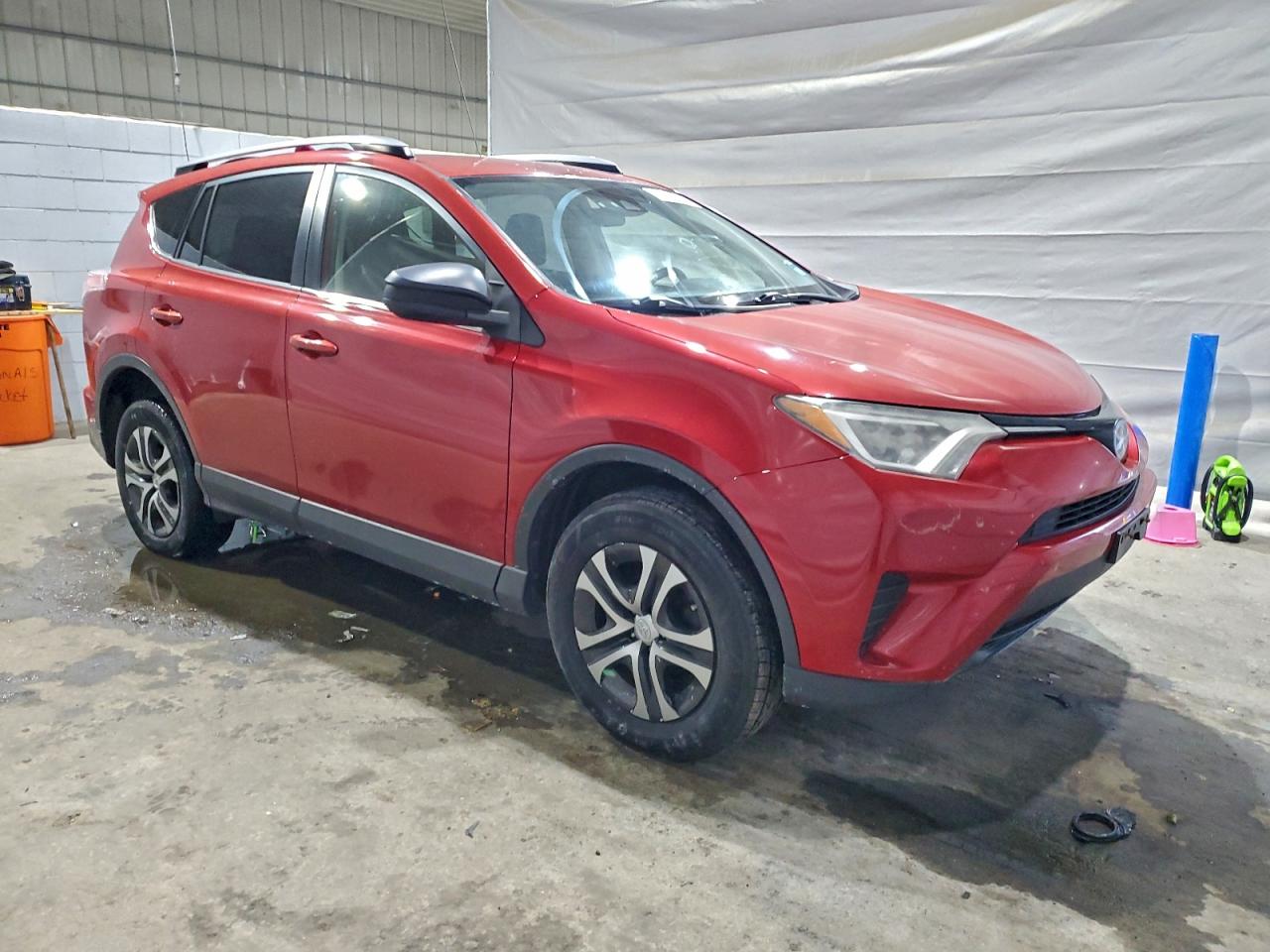2017 TOYOTA RAV4 LE photo 4