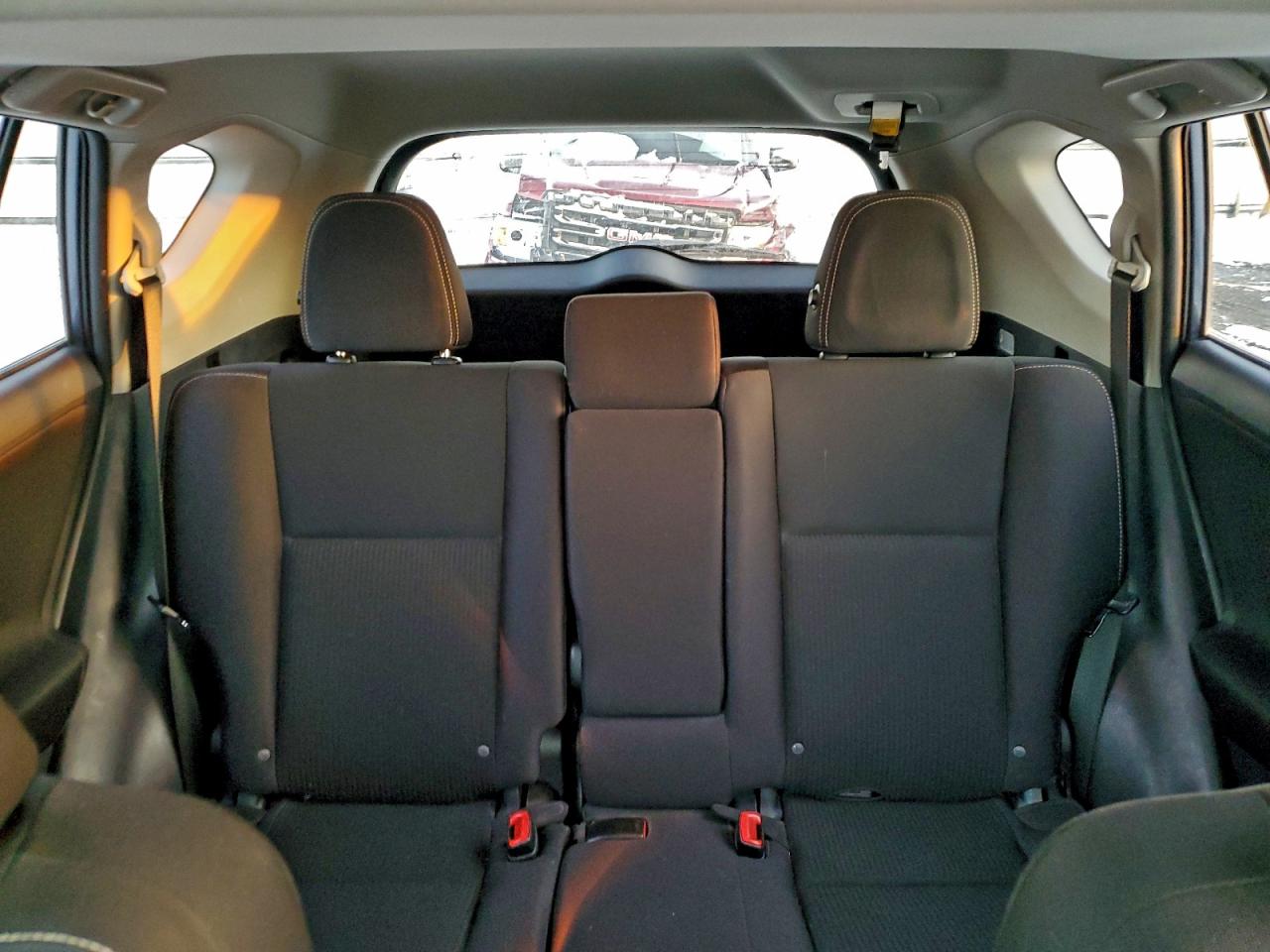 2013 TOYOTA RAV4 XLE photo 10