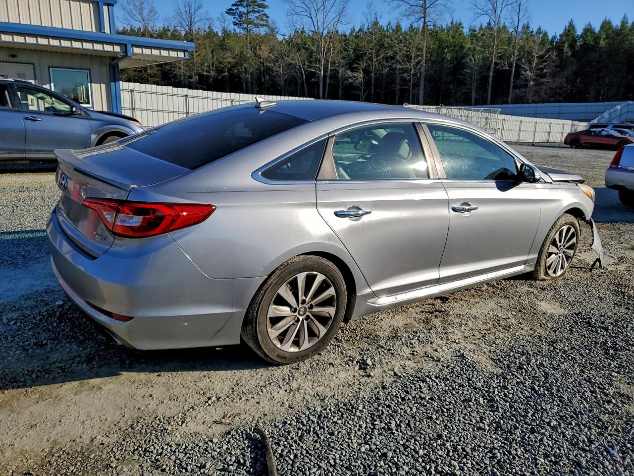 2017 HYUNDAI SONATA SPORT photo 3