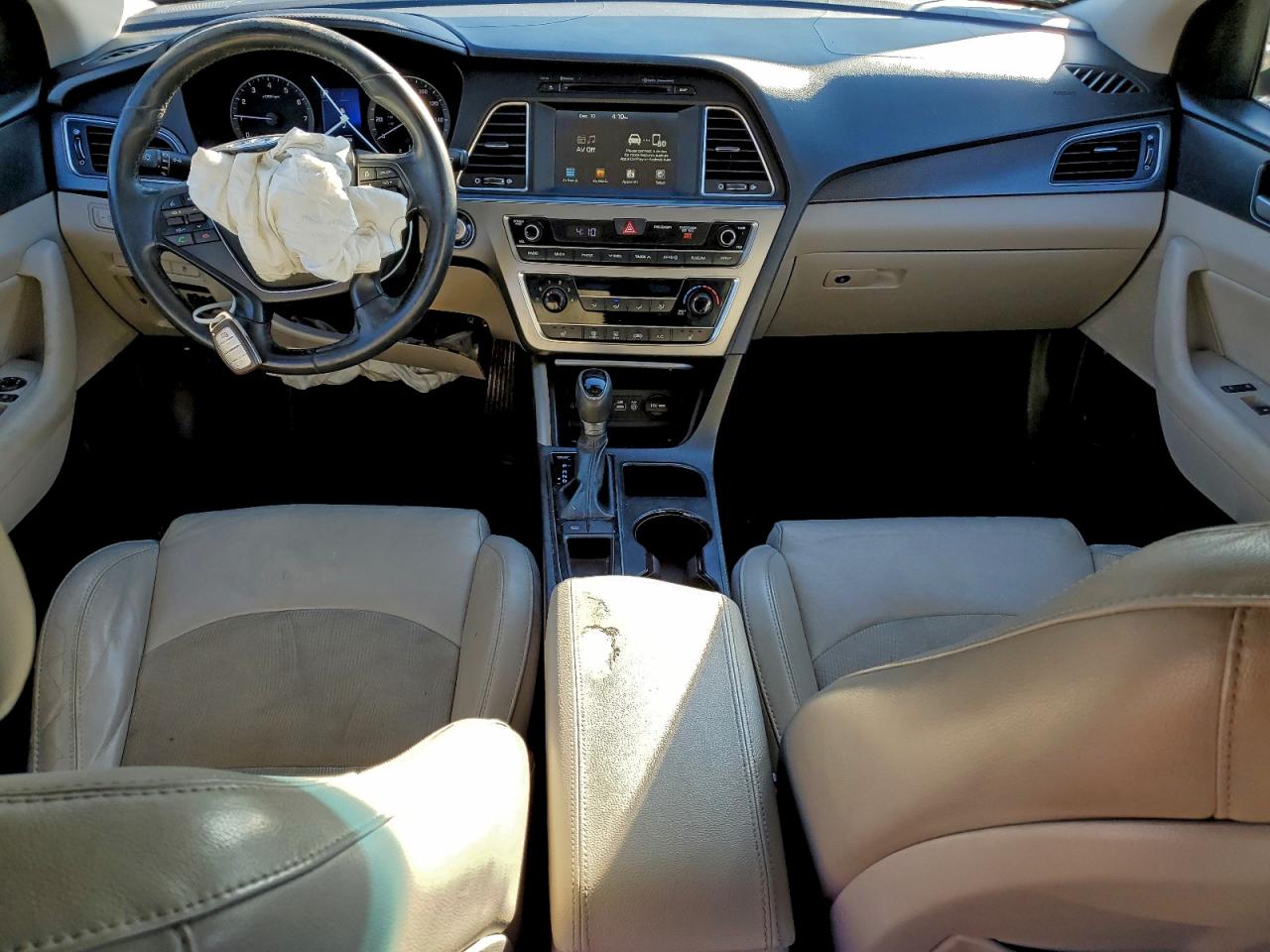 2017 HYUNDAI SONATA SPORT photo 8