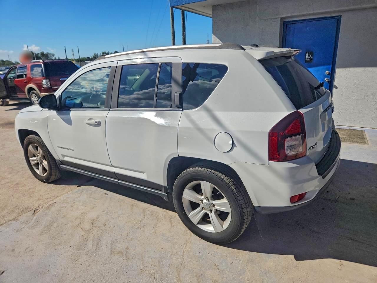 2016 JEEP COMPASS SPORT photo 2