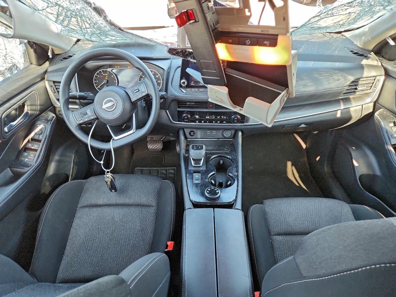 2024 NISSAN ROGUE SV photo 8