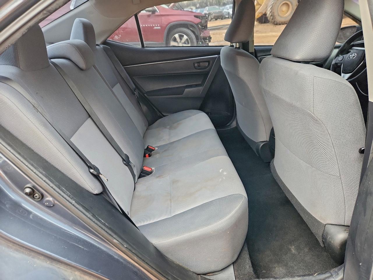 2014 TOYOTA COROLLA L photo 10