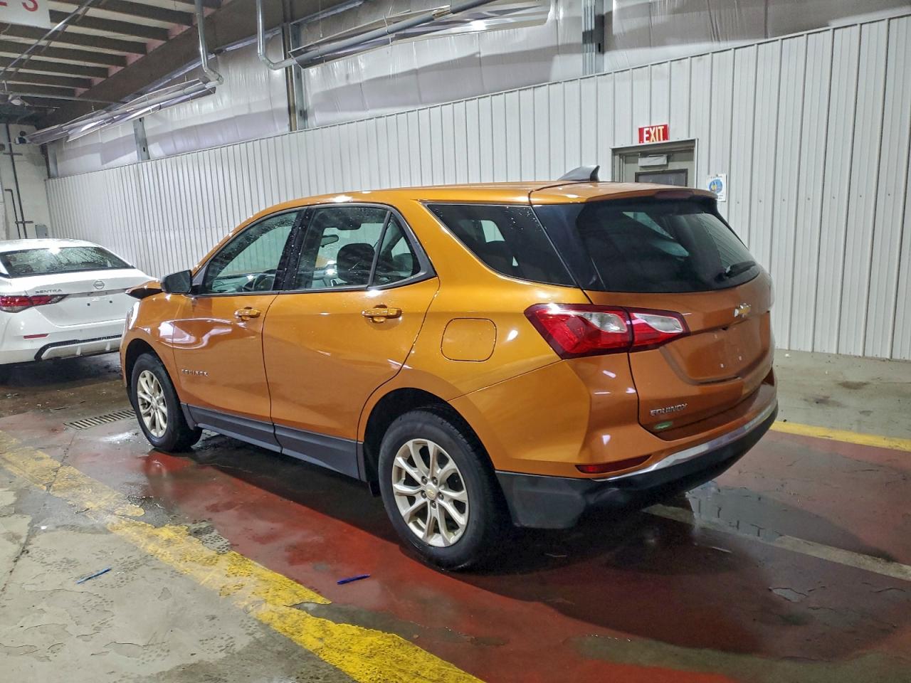 2018 CHEVROLET EQUINOX LS photo 2