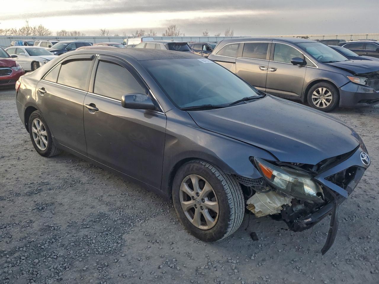 2011 TOYOTA CAMRY BASE photo 4
