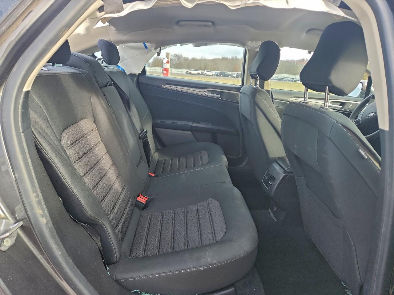 2020 FORD FUSION SE photo 10