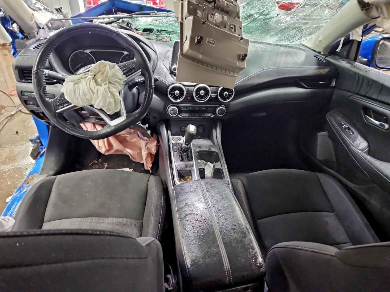2022 NISSAN SENTRA SV photo 8