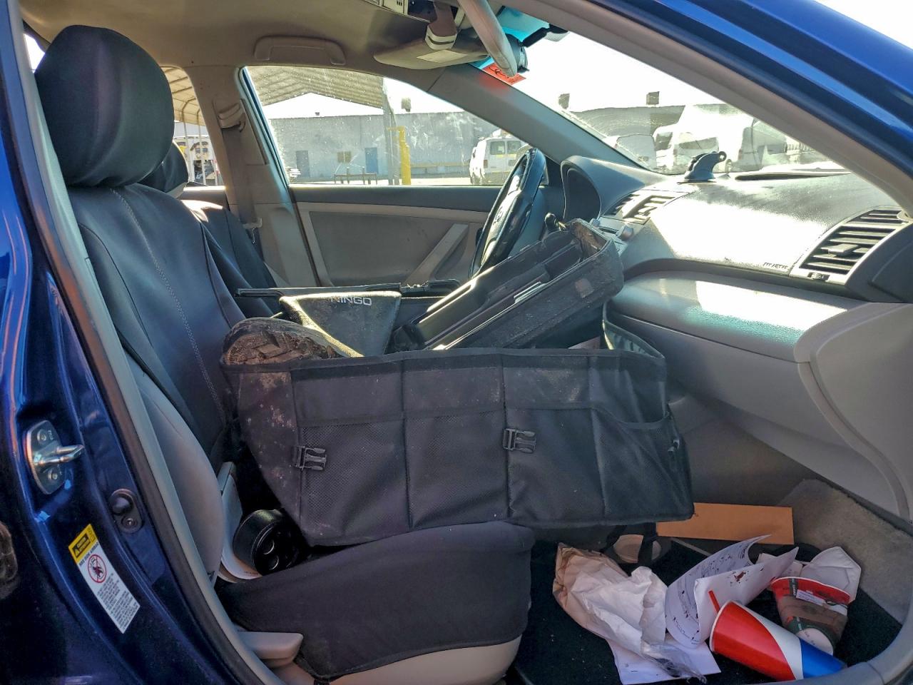 2010 TOYOTA CAMRY BASE photo 7