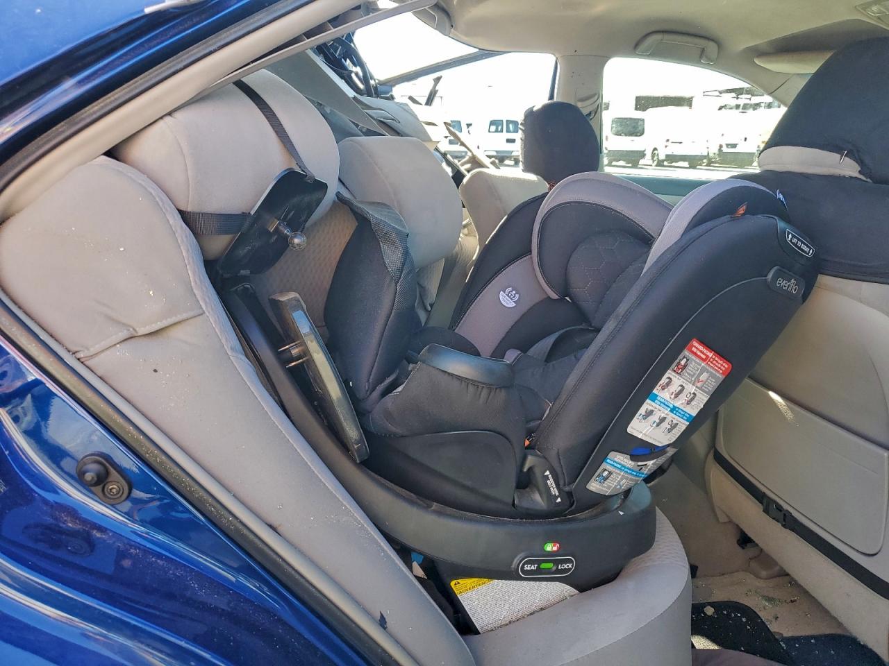2010 TOYOTA CAMRY BASE photo 10