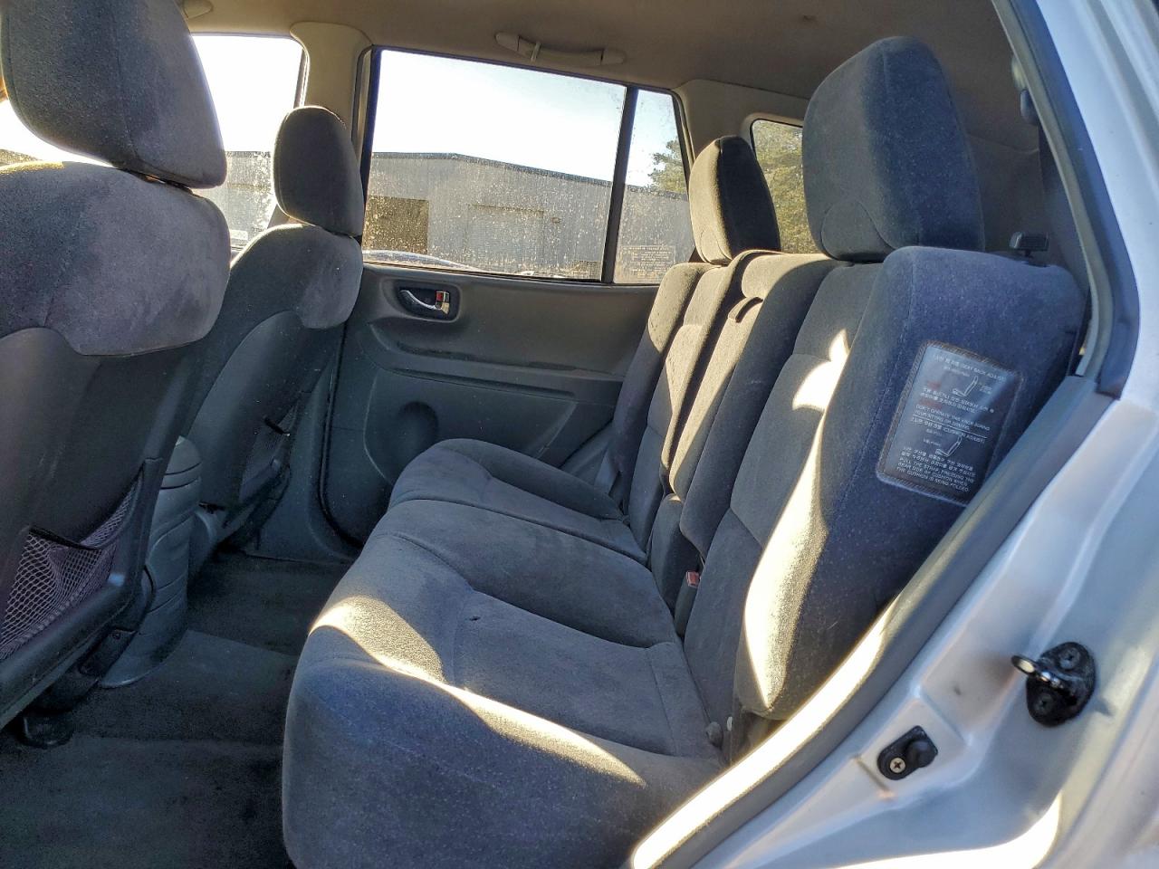 2004 HYUNDAI SANTA FE GLS photo 10