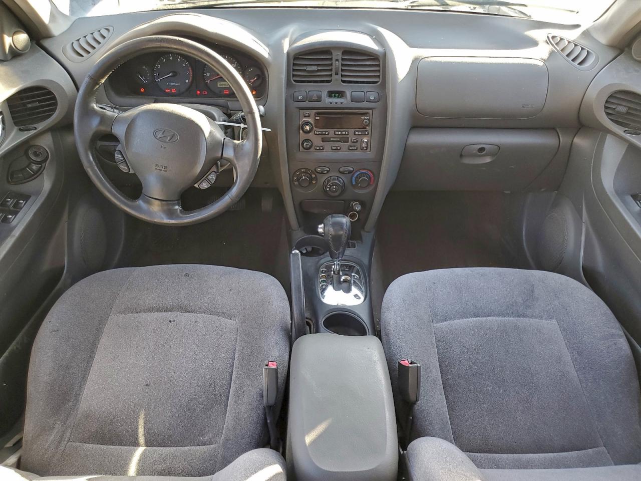 2004 HYUNDAI SANTA FE GLS photo 8