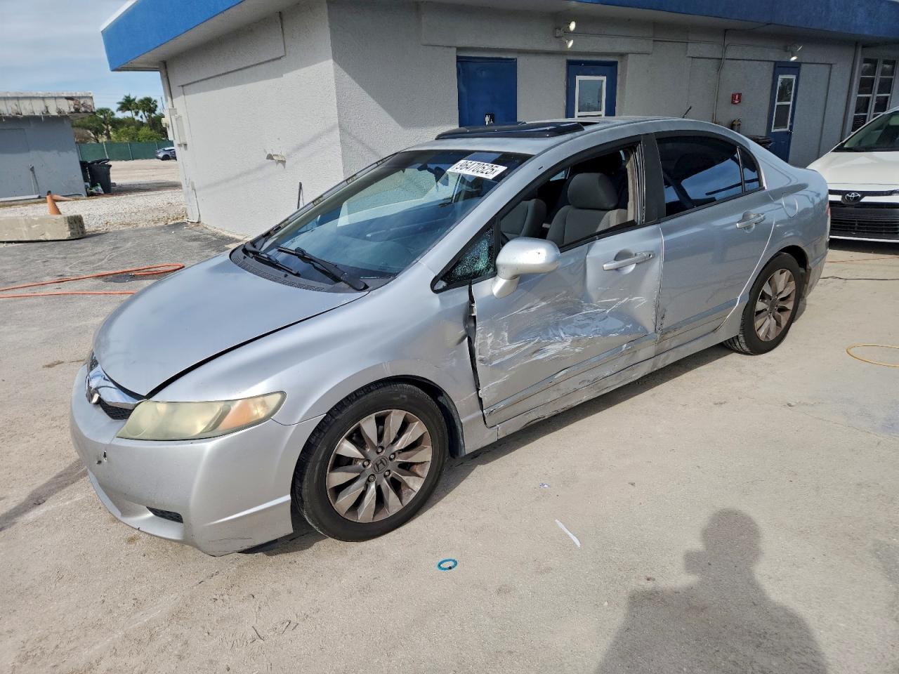 2011 HONDA CIVIC EX — SIDE damage — photo 1