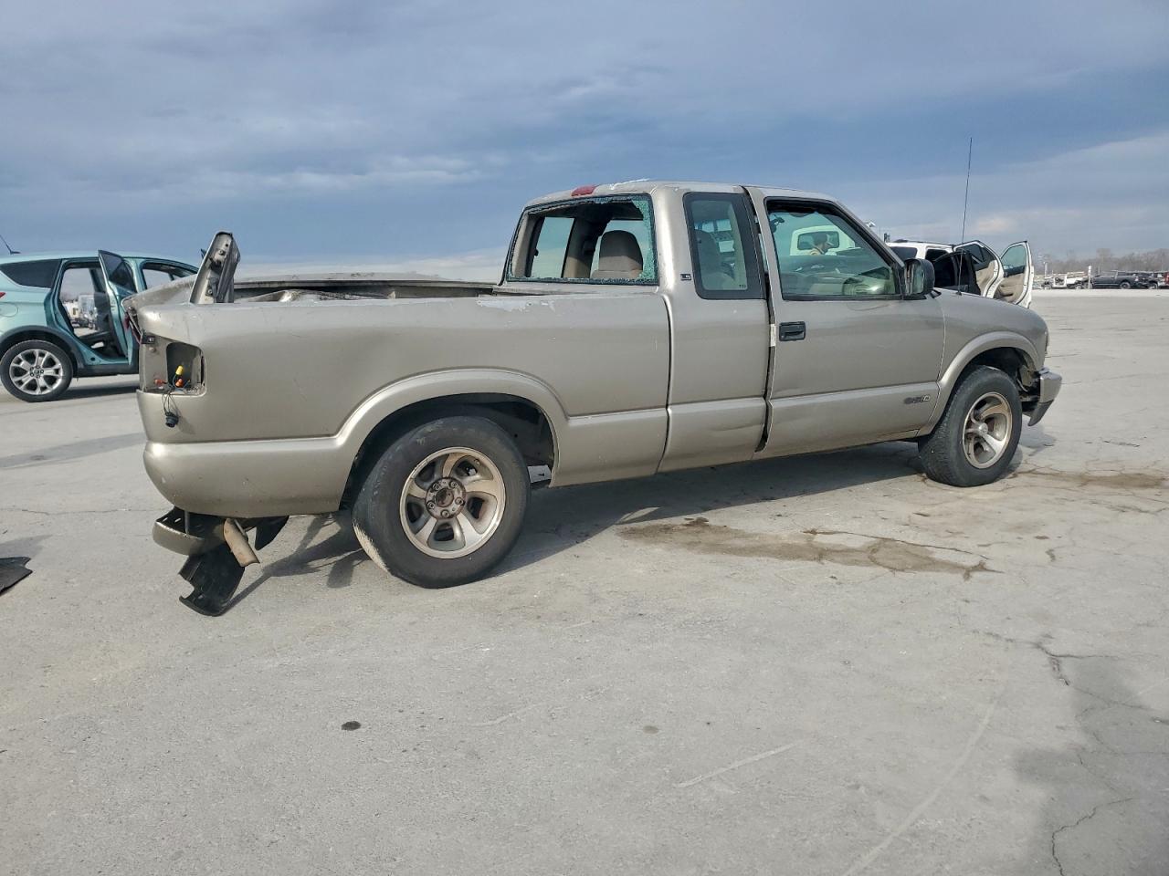 2003 CHEVROLET S TRUCK S10 photo 3
