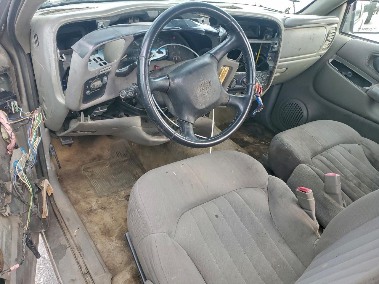 2003 CHEVROLET S TRUCK S10 photo 8