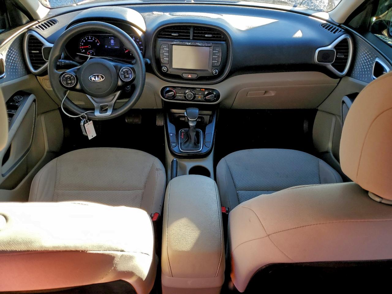 2020 KIA SOUL LX photo 8