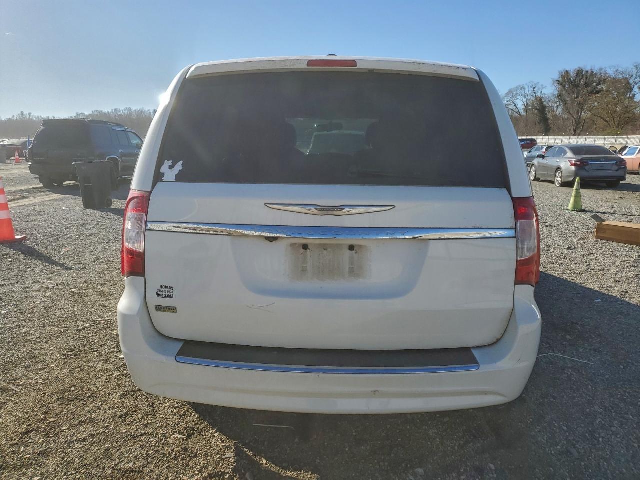 2015 CHRYSLER TOWN & COUNTRY TOURING photo 6