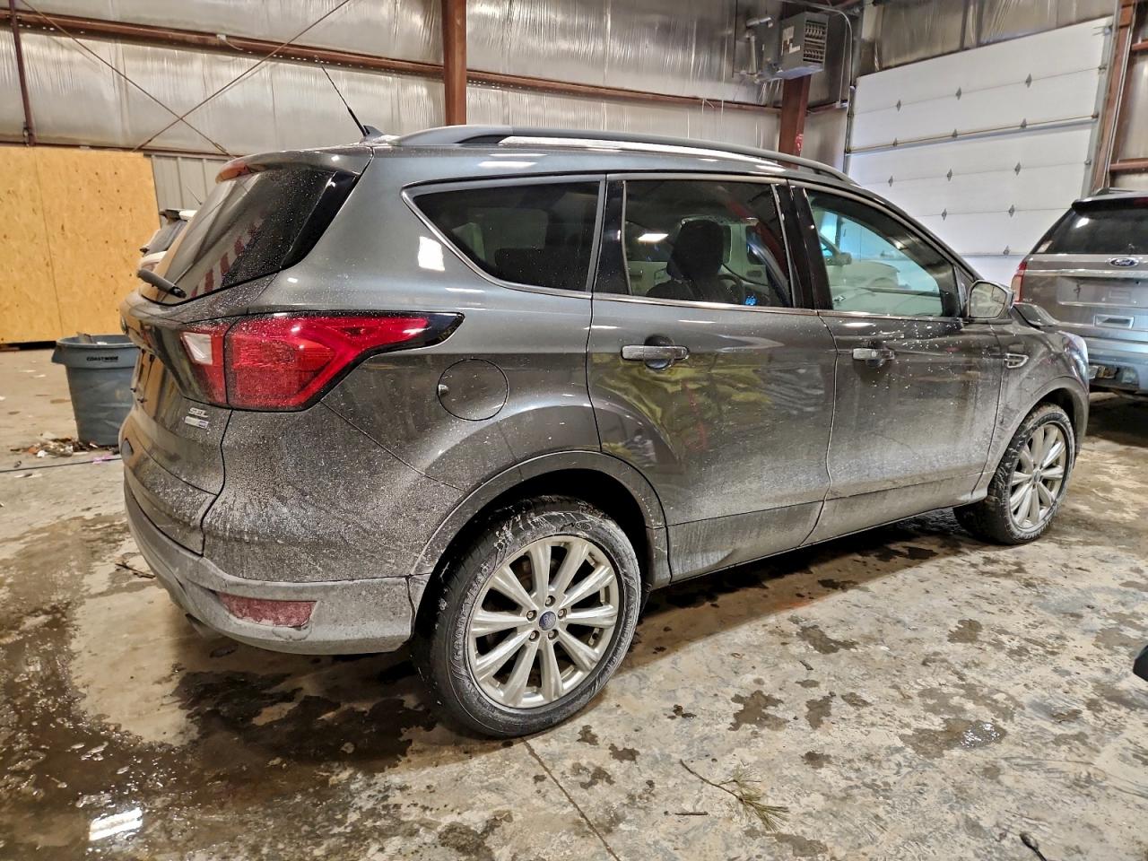 2019 FORD ESCAPE SEL photo 3