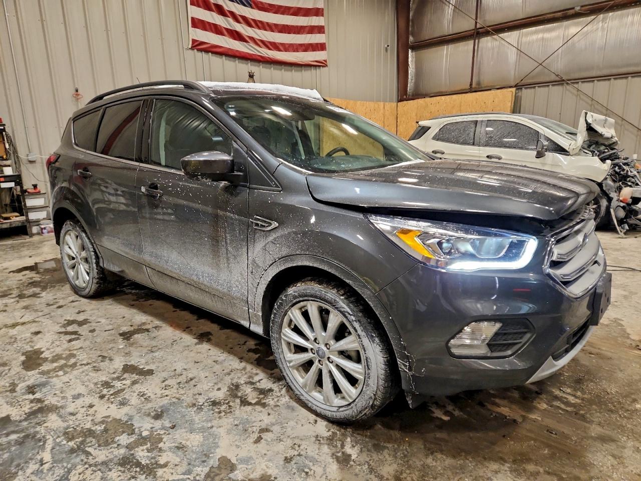 2019 FORD ESCAPE SEL photo 4