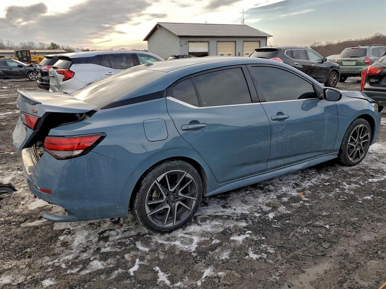 2024 NISSAN SENTRA SR photo 3