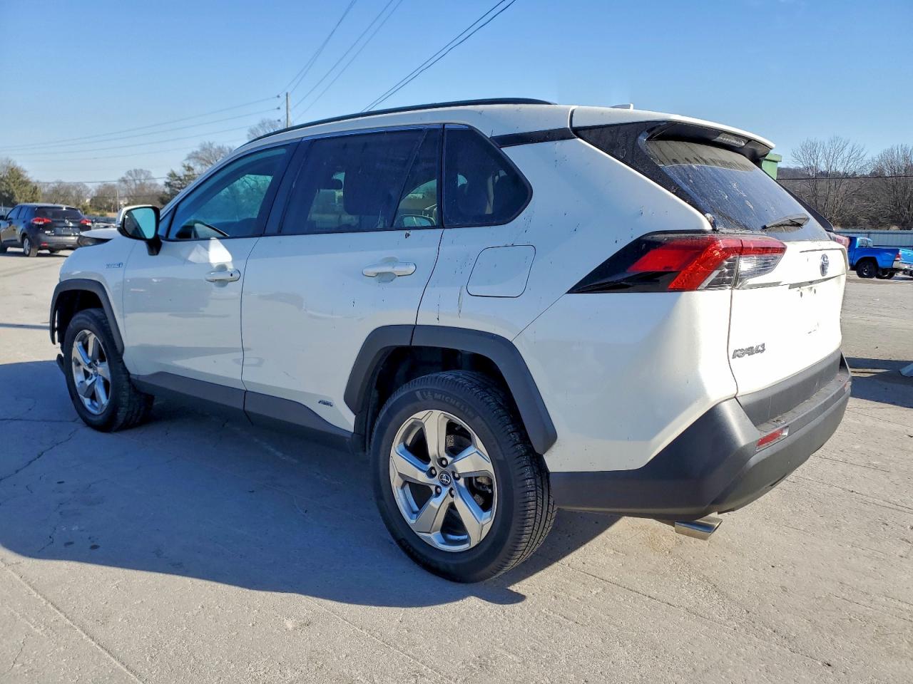 2021 TOYOTA RAV4 XLE PREMIUM photo 2