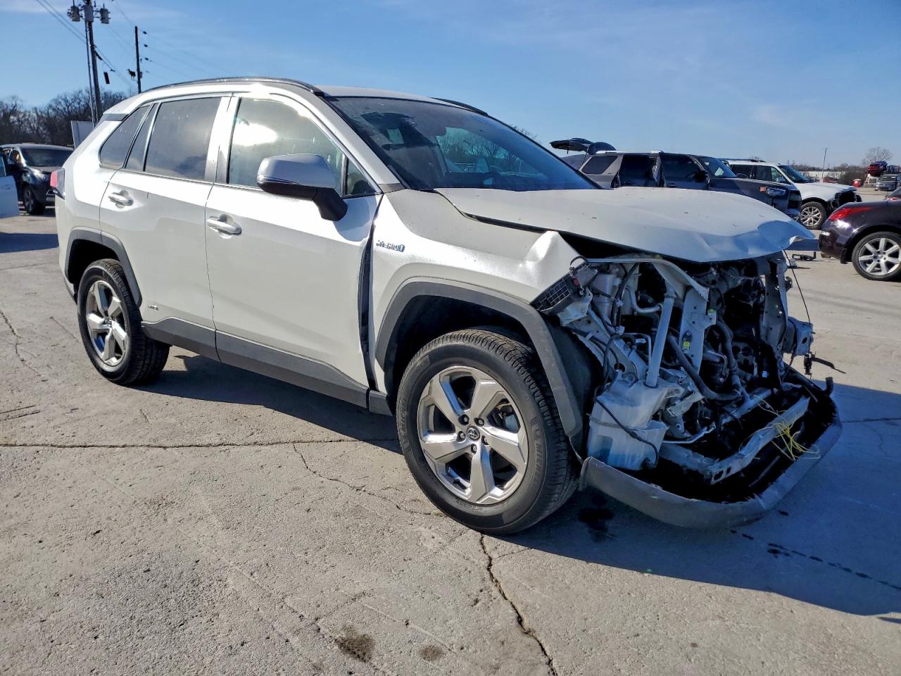 2021 TOYOTA RAV4 XLE PREMIUM photo 4