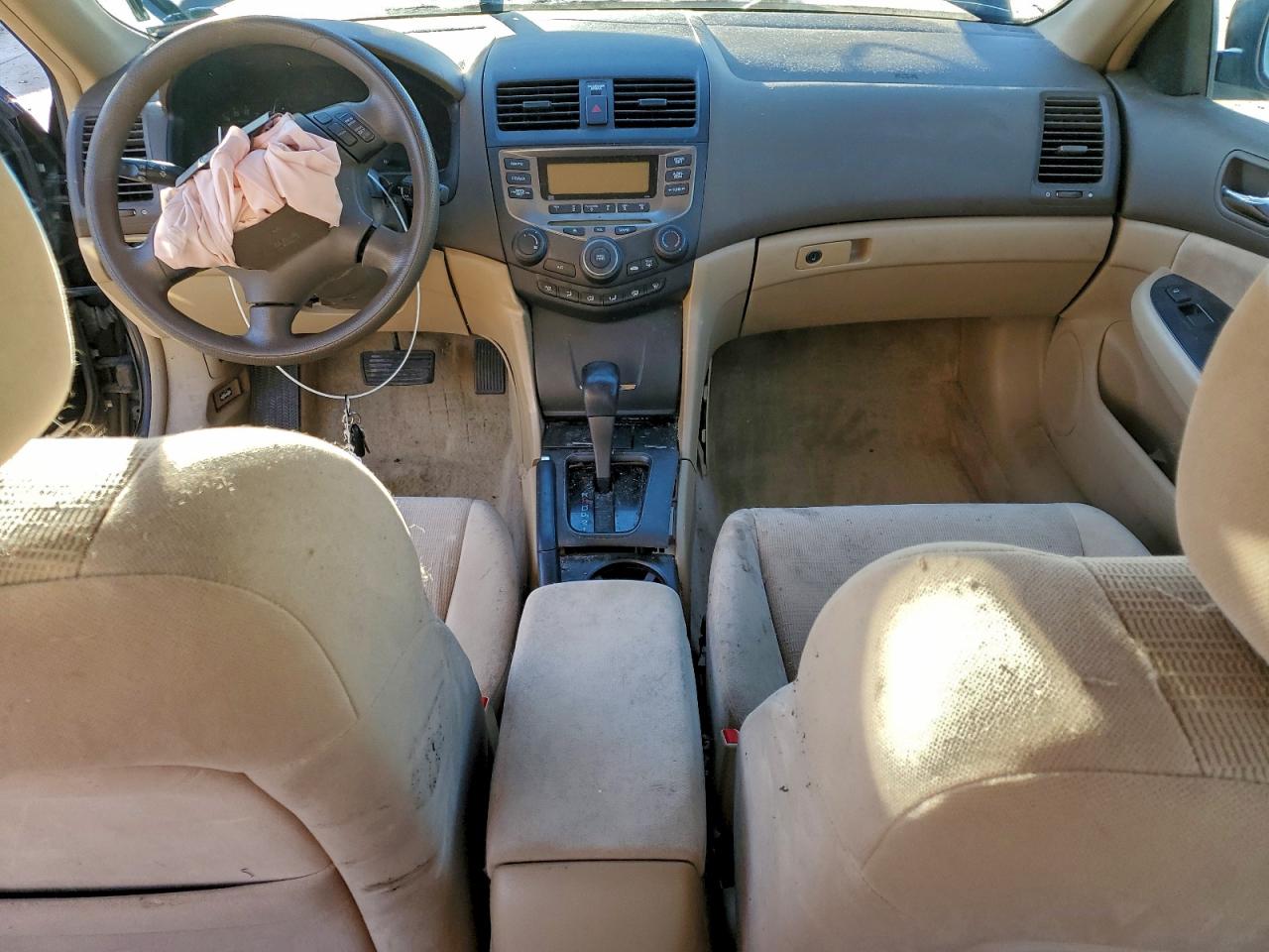 2006 HONDA ACCORD LX photo 8