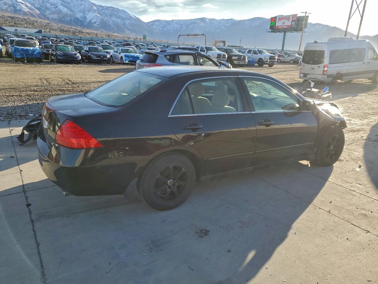 2006 HONDA ACCORD LX photo 3